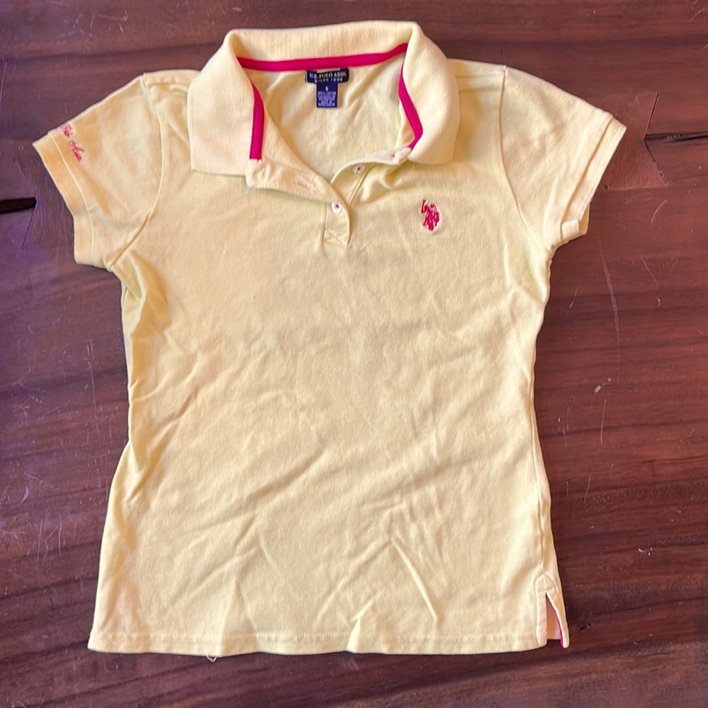 Women’s yellow US Polo Assn with collar. Smoke free home.